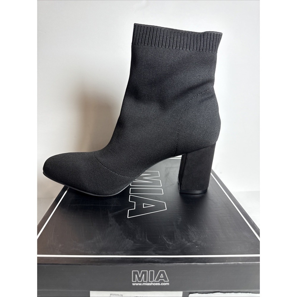 MIA Womens Erika Black Knit Sock Boots Block Heel Ankle Pull On Size 10 (NEW)